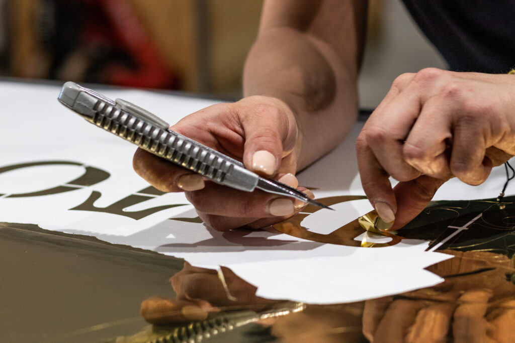 Vinyl Cutter DIY Training - Northeastern Makerspaces