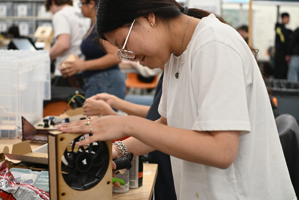 Fiona Pang '29